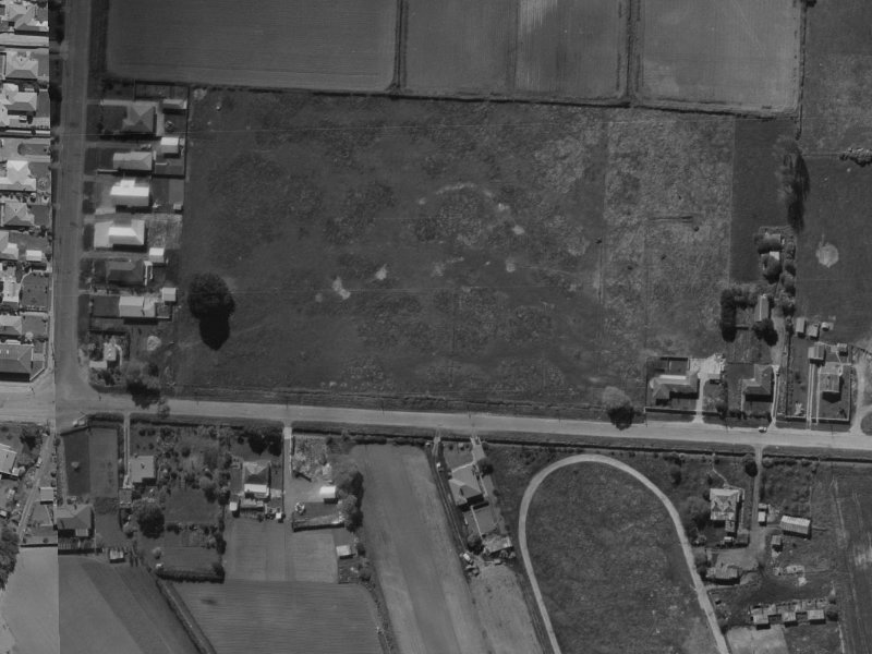 10 Autumn Place from the air, 1970-1974