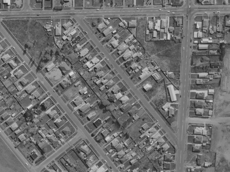 22 Pinewood Avenue from the air, 1970-1974