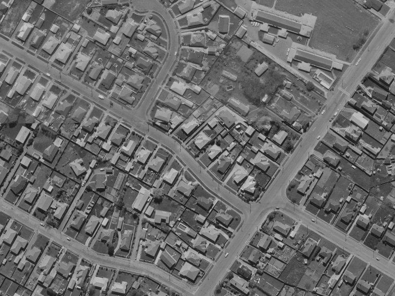 10 Reynolds Avenue from the air, 1970-1974