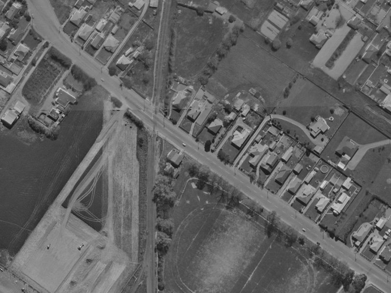 88 Sawyers Arms Road from the air, 1970-1974