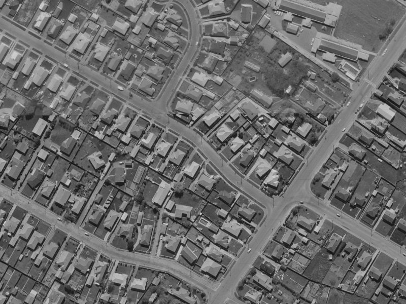 7 Reynolds Avenue from the air, 1970-1974