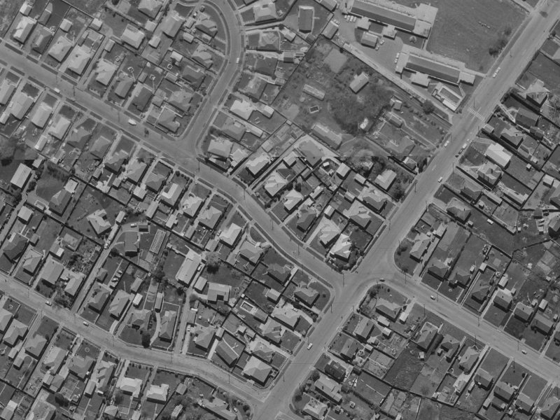 8 Reynolds Avenue from the air, 1970-1974