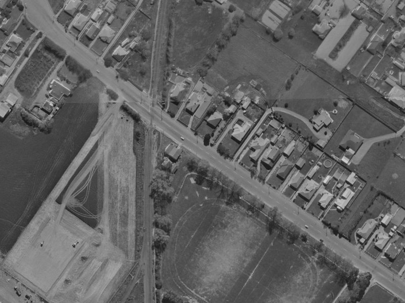 89 Sawyers Arms Road from the air, 1970-1974