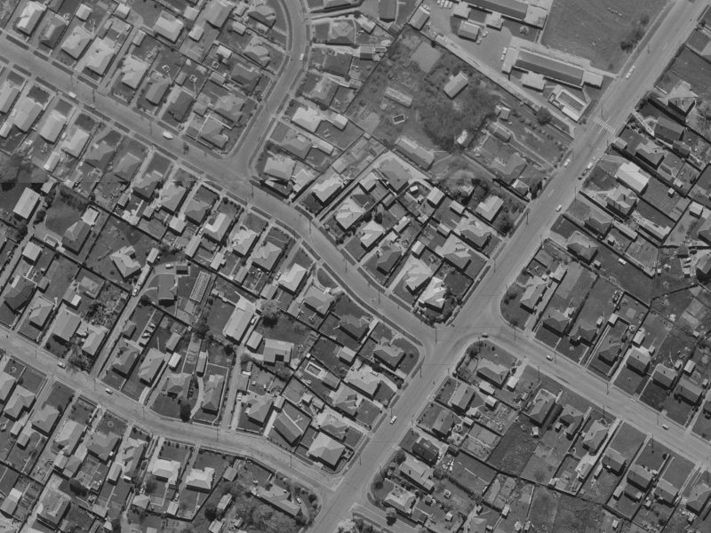 6 Reynolds Avenue from the air, 1970-1974