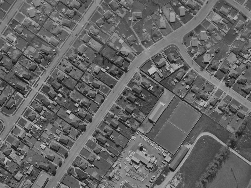 26–28 Morrison Avenue from the air, 1970-1974