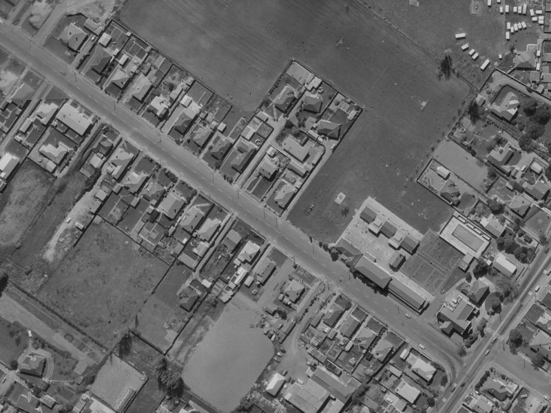 24 Vagues Road from the air, 1970-1974