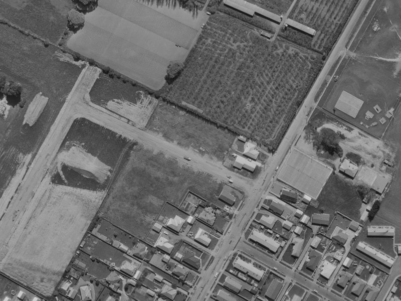6 Murmont Street from the air, 1970-1974