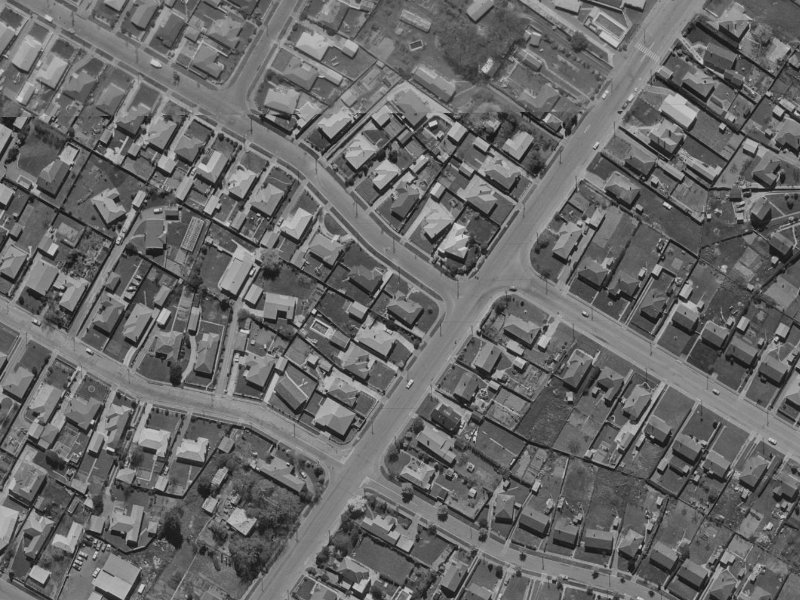 1 Reynolds Avenue from the air, 1970-1974