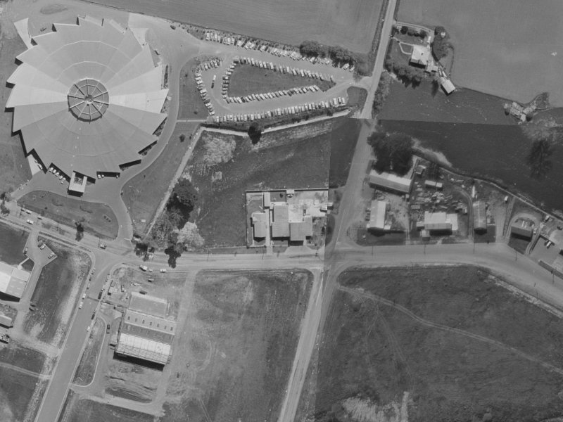 526 Wairakei Road from the air, 1970-1974