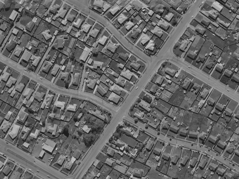 435 Greers Road from the air, 1970-1974