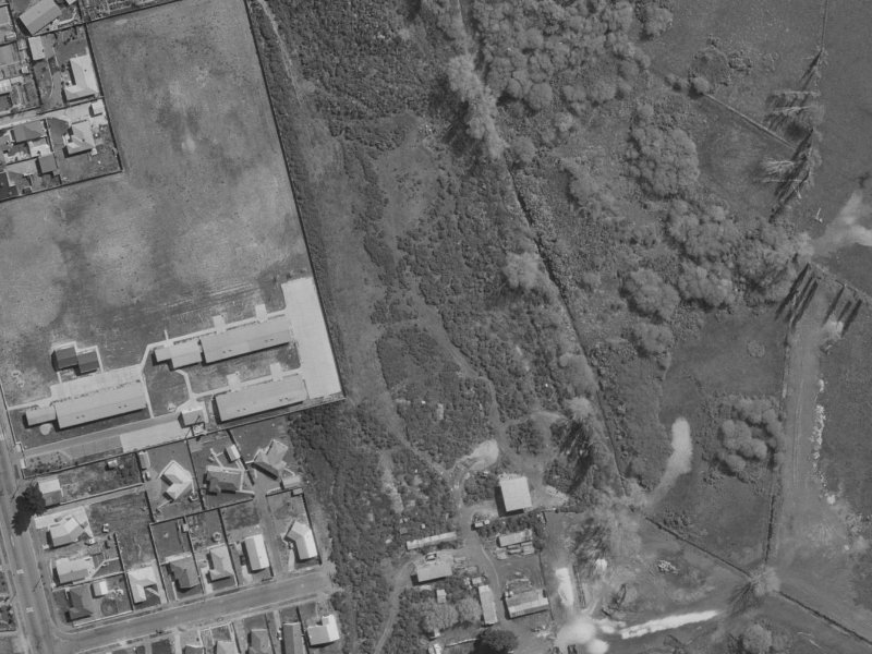 27E Clarevale Street from the air, 1970-1974
