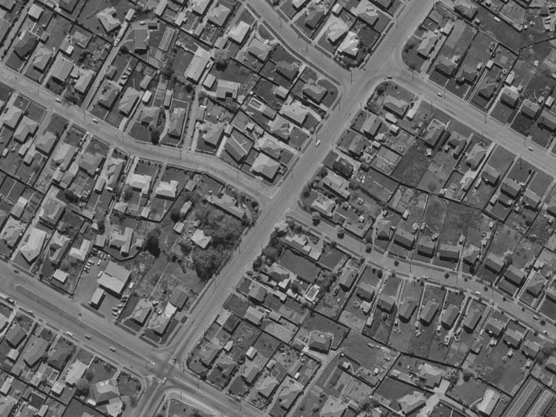 424 Greers Road from the air, 1970-1974