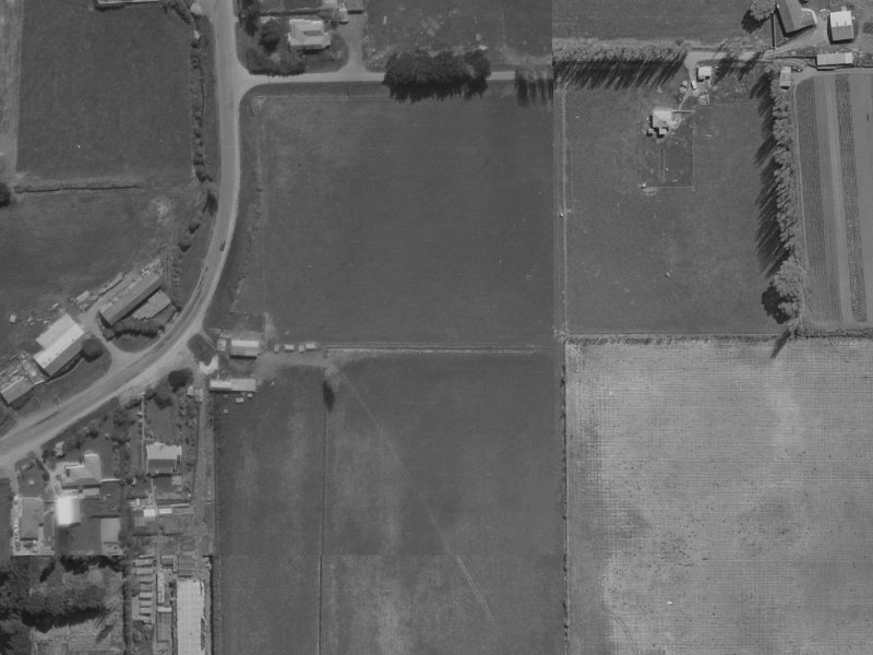 4 Queenswood Gardens from the air, 1970-1974