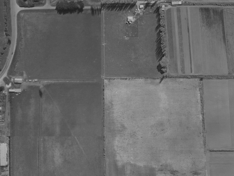 5 Queenswood Gardens from the air, 1970-1974