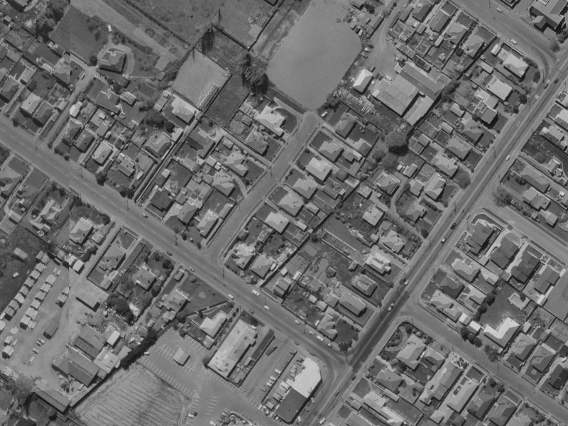 4 Leander Street from the air, 1970-1974