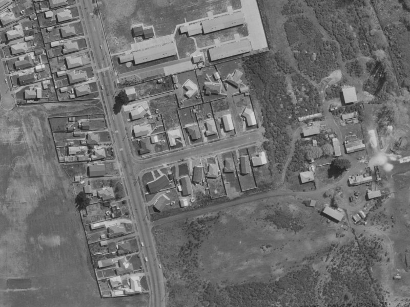 8 Clarevale Street from the air, 1970-1974