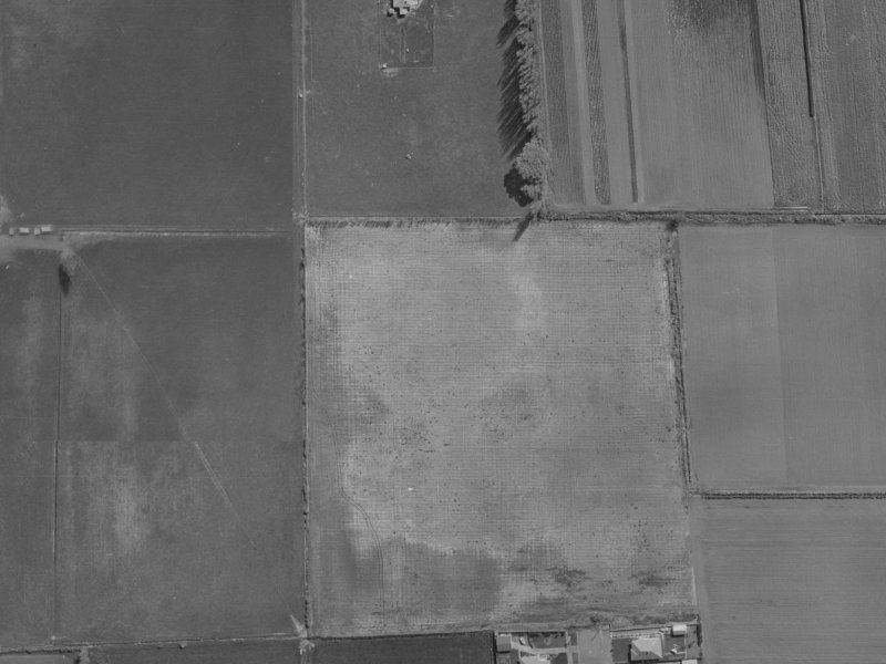 7 Queenswood Gardens from the air, 1970-1974