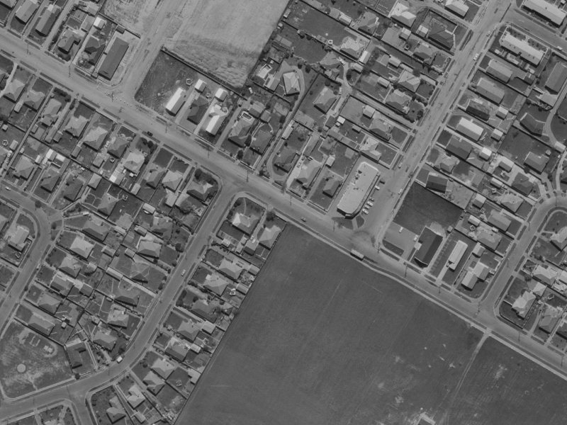 Isleworth Road from the air, 1970-1974