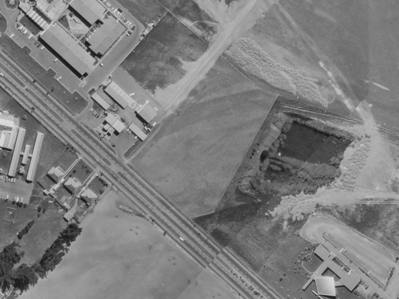 14/544 Memorial Avenue from the air, 1970-1974