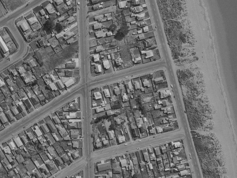 15 Effingham Street from the air, 1970-1974