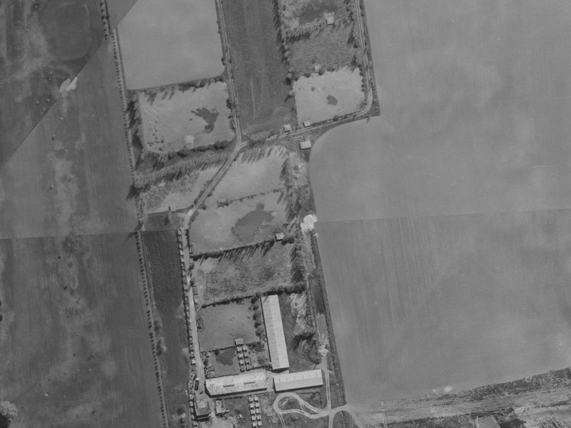 38 Yellowstone Crescent from the air, 1970-1974