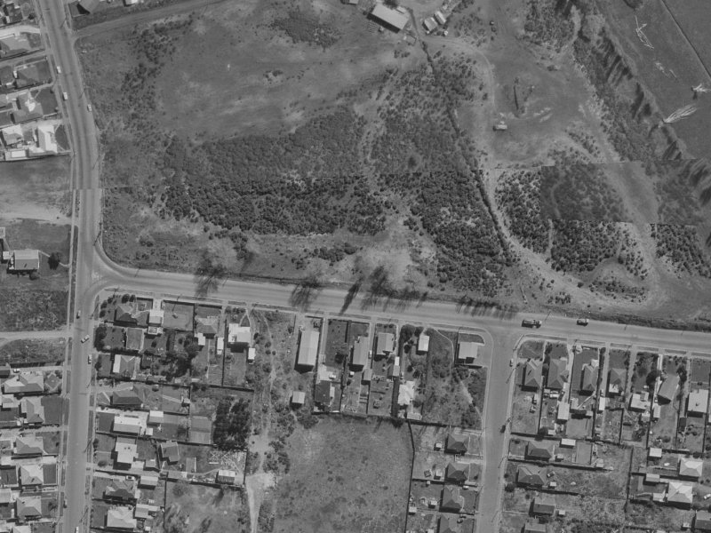 3 Lutheran Close from the air, 1970-1974