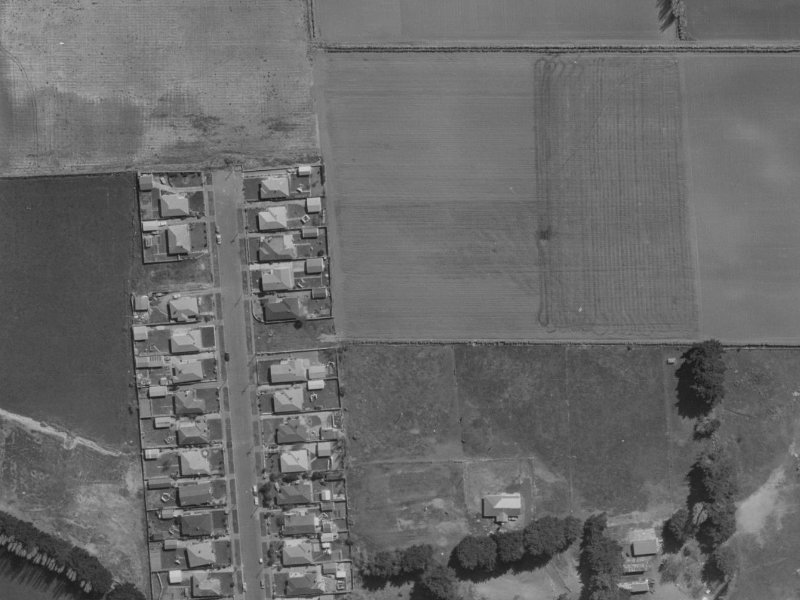 5 Sanctuary Gardens from the air, 1970-1974