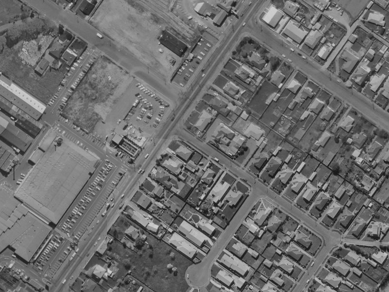 6 Halliwell Avenue from the air, 1970-1974