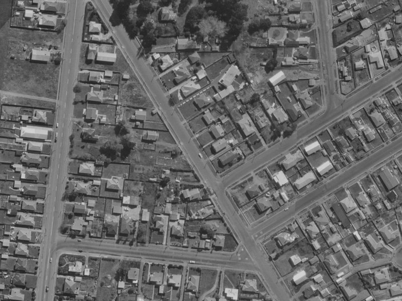 41 Marriotts Road from the air, 1970-1974
