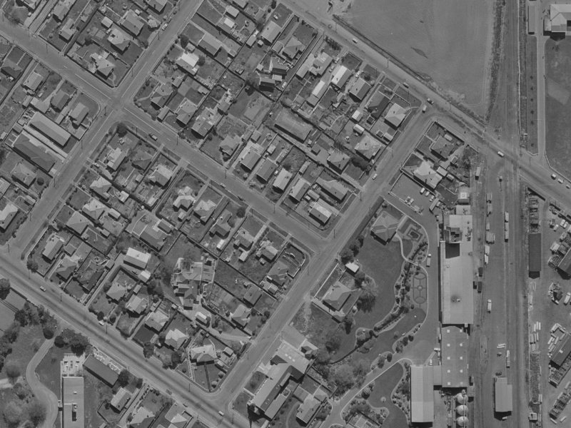 5 Hoani Street from the air, 1970-1974