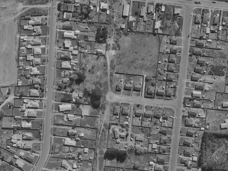 1 Robin Street from the air, 1970-1974