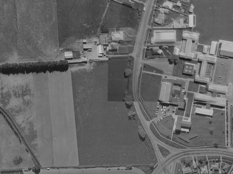 405 HILLS ROAD from the air, 1970-1974