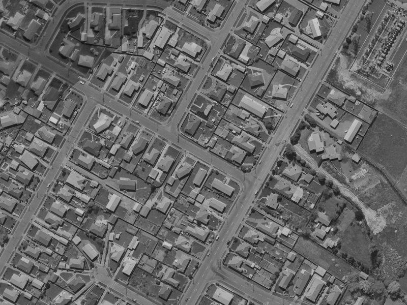 1B Kilburn Street from the air, 1970-1974