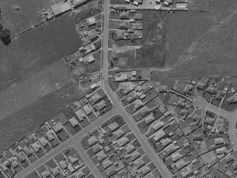 82 Philpotts Road from the air, 1970-1974