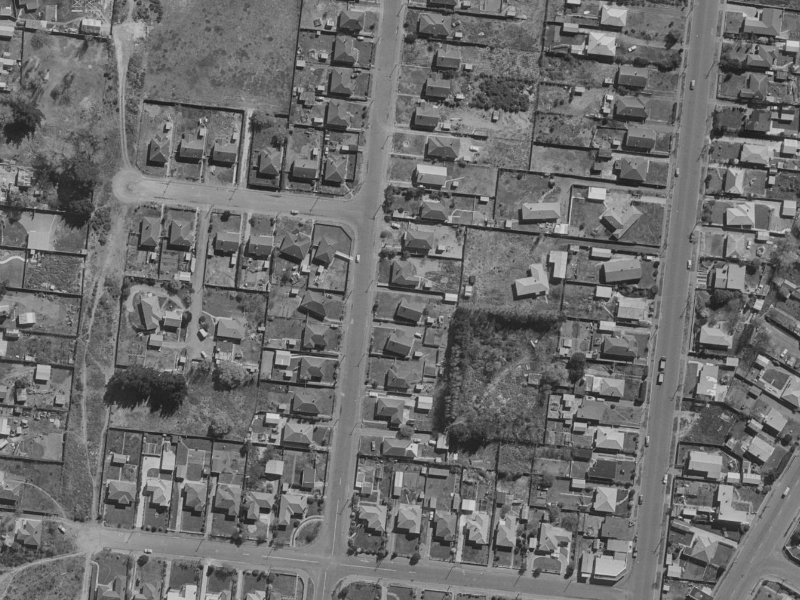 76B Baynes Street from the air, 1970-1974