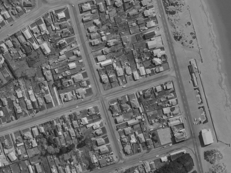20 Leaver Terrace from the air, 1970-1974