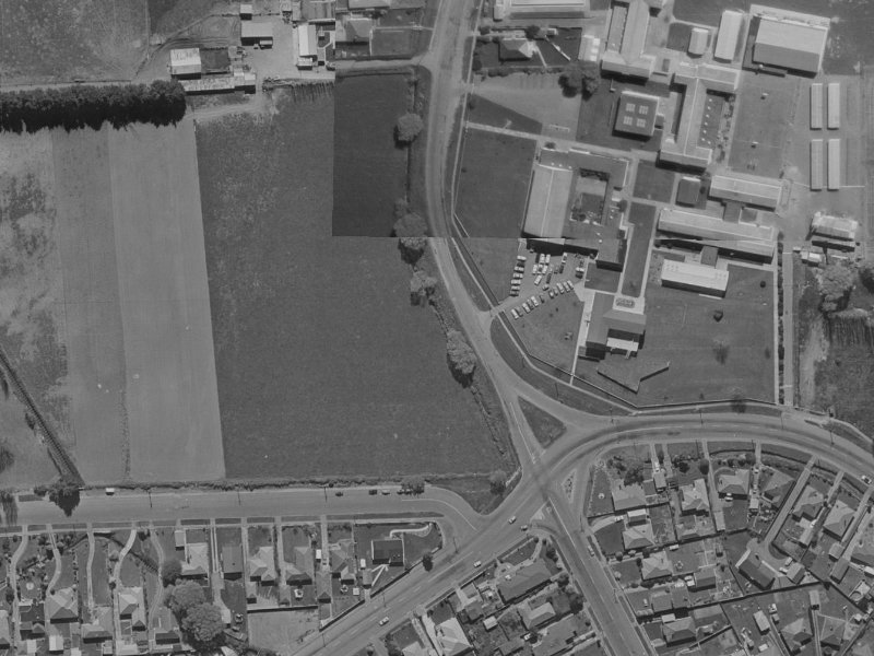 438 Hills Road from the air, 1970-1974