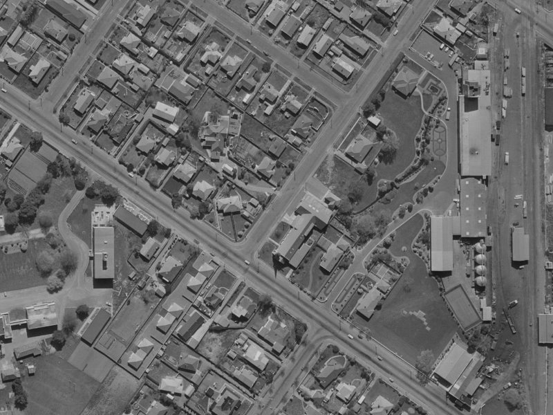 4 Chapel Street from the air, 1970-1974