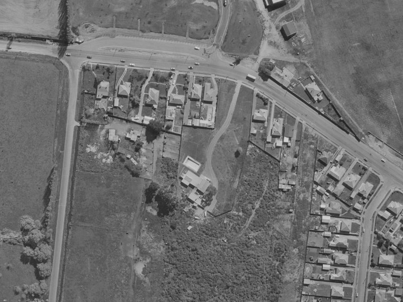 8 Blue Gum Place from the air, 1970-1974