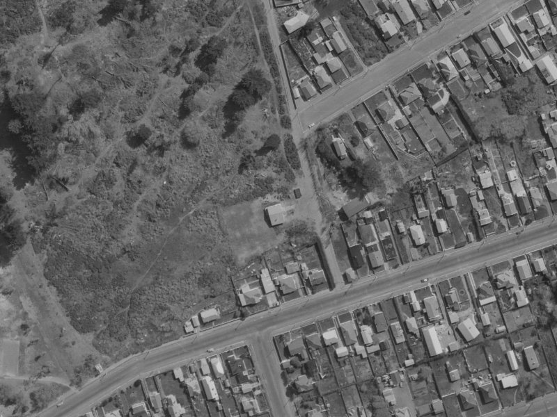 87 Cygnet Street from the air, 1970-1974