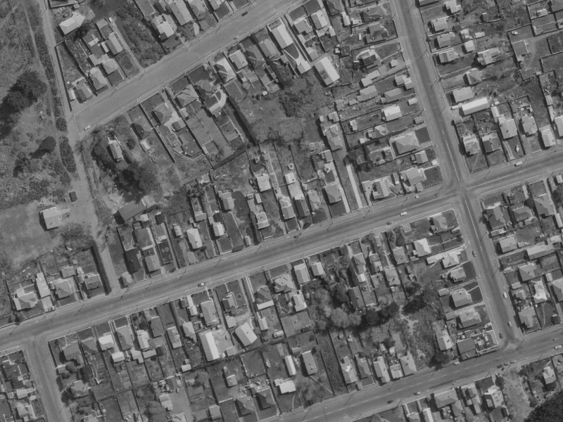 48 Leaver Terrace from the air, 1970-1974