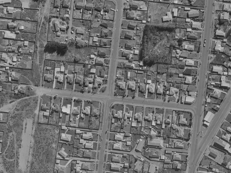 13 Cossar Street from the air, 1970-1974