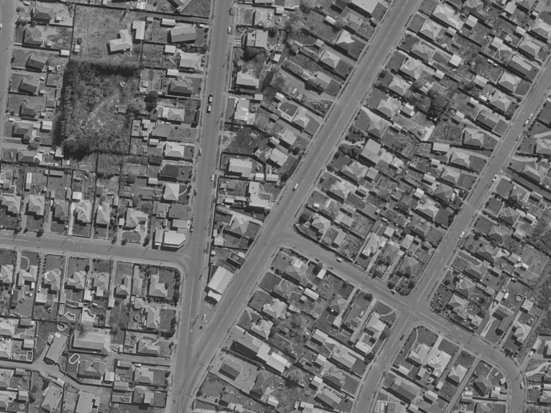 79 Bassett Street from the air, 1970-1974