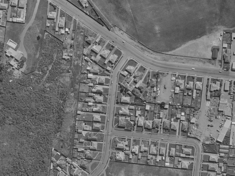 76 Wattle Drive from the air, 1970-1974