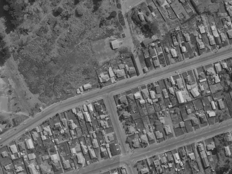 82 Leaver Terrace from the air, 1970-1974