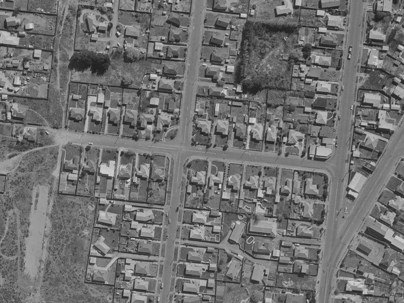 14 Cossar Street from the air, 1970-1974