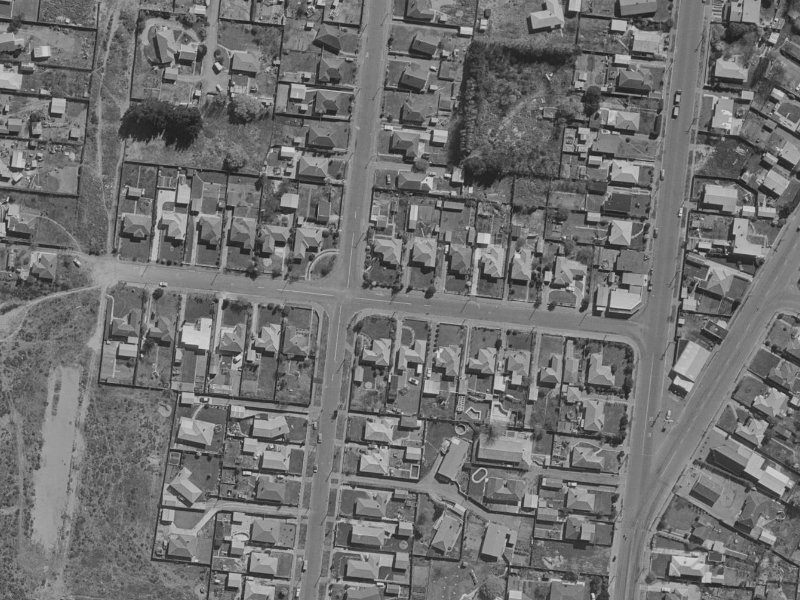 11-13 Cossar Street from the air, 1970-1974