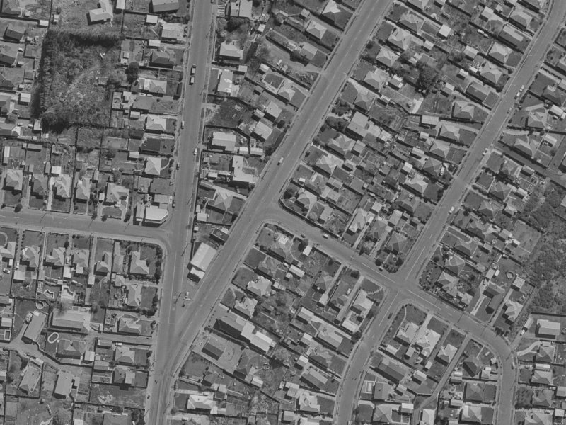 2 Reginald Street from the air, 1970-1974