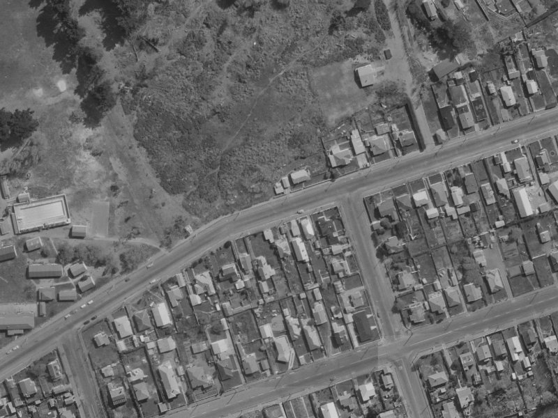95 Leaver Terrace from the air, 1970-1974