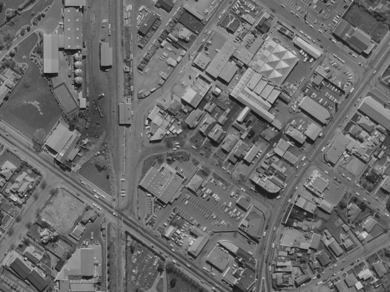 18 Winston Avenue from the air, 1970-1974